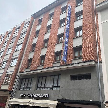 Hotel Ovetense Oviedo Zewnętrze zdjęcie