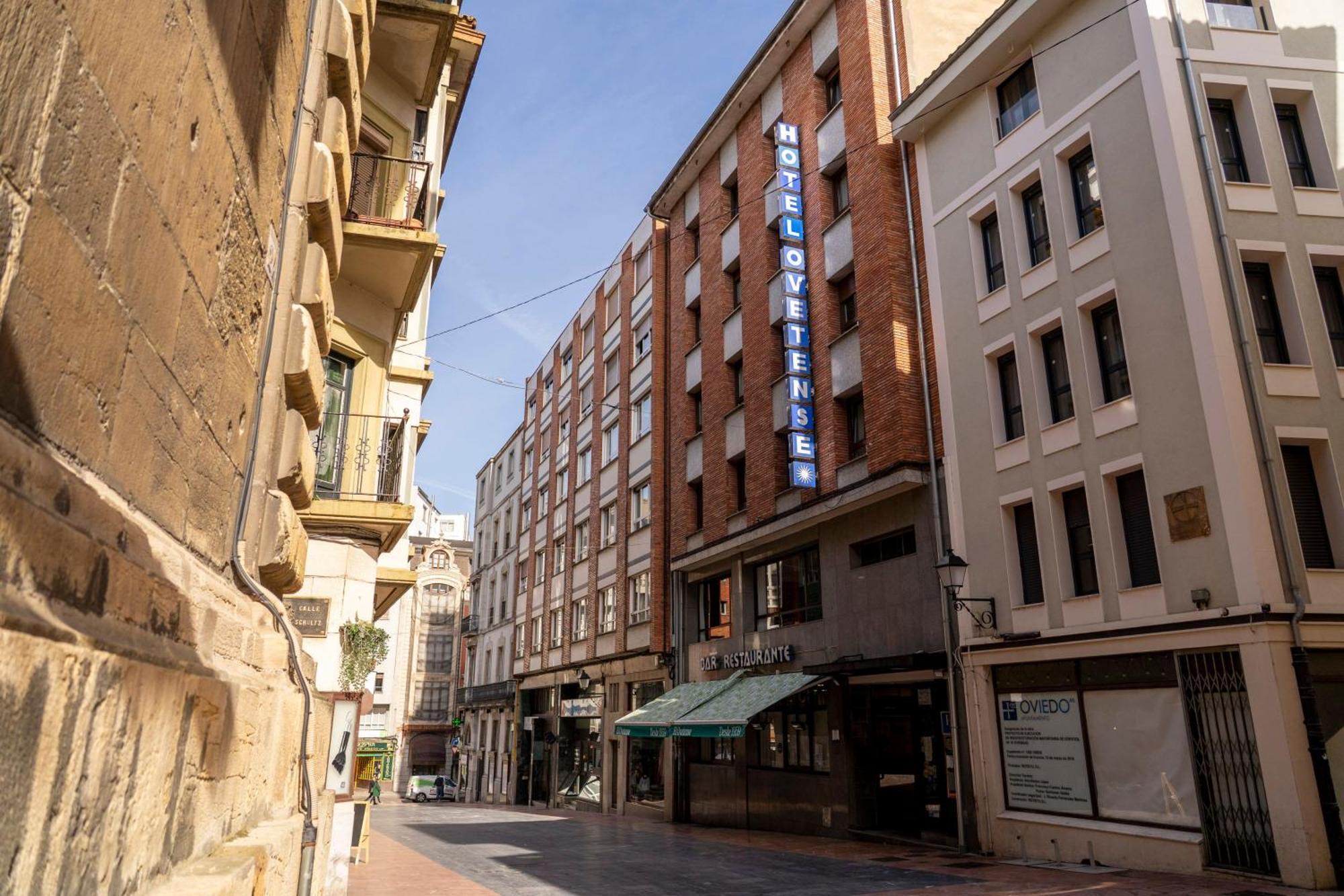 Hotel Ovetense Oviedo Zewnętrze zdjęcie